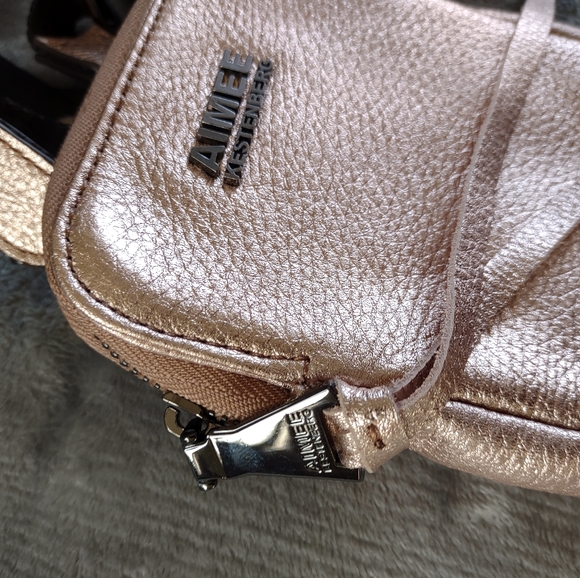 Aimee Kestenburg Pink Metallic Just Saying Crossbody Purse - Picture 5 of 13